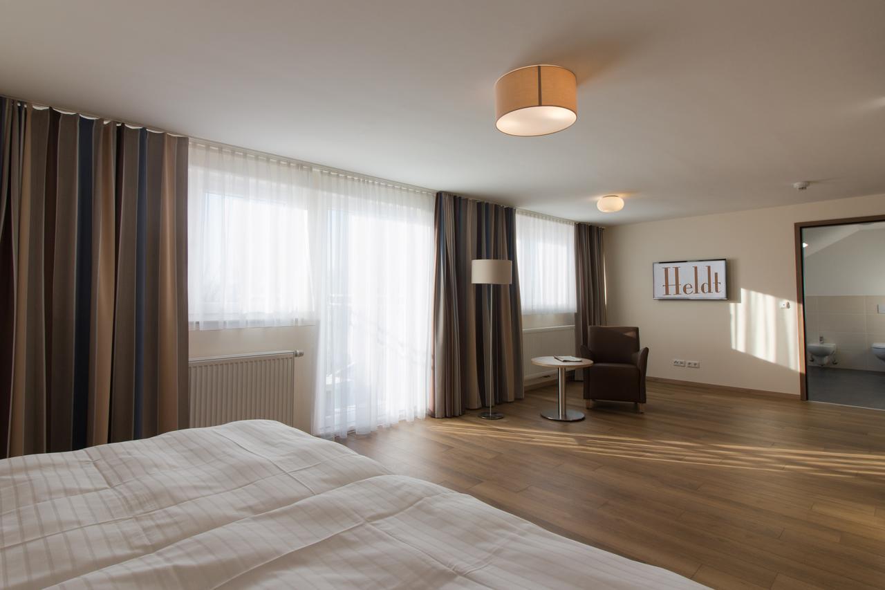 Hotel Heldt Bad Pyrmont Bagian luar foto