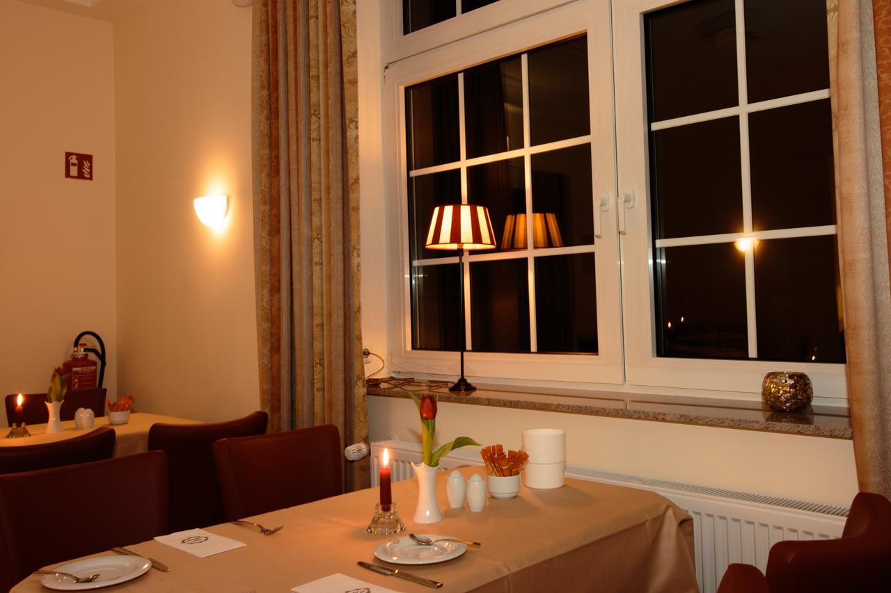 Hotel Heldt Bad Pyrmont Bagian luar foto